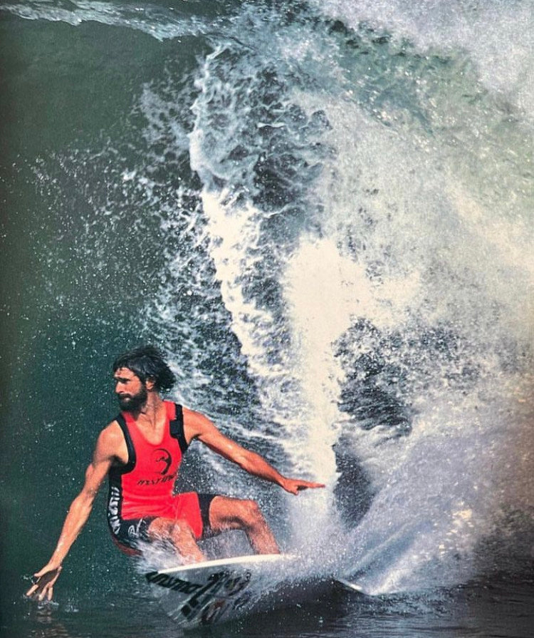 Paddling back in time: Barton Lynch